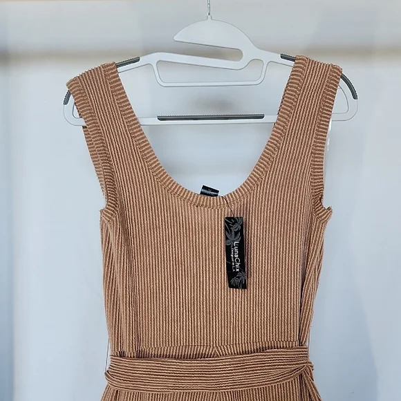 Elegant Tan Striped Jumpsuit - Picture 8 of 8